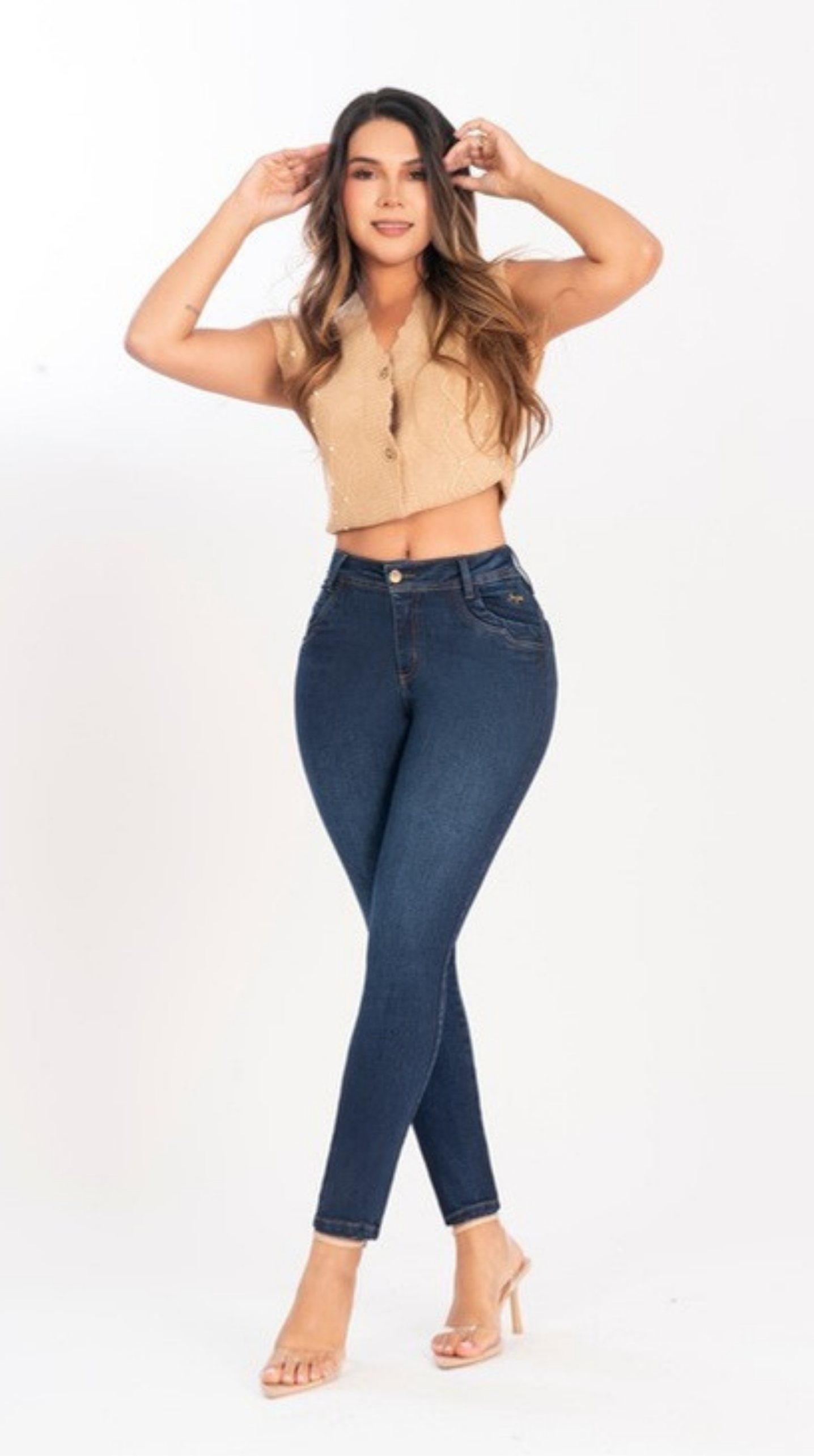 Jean levanta cola